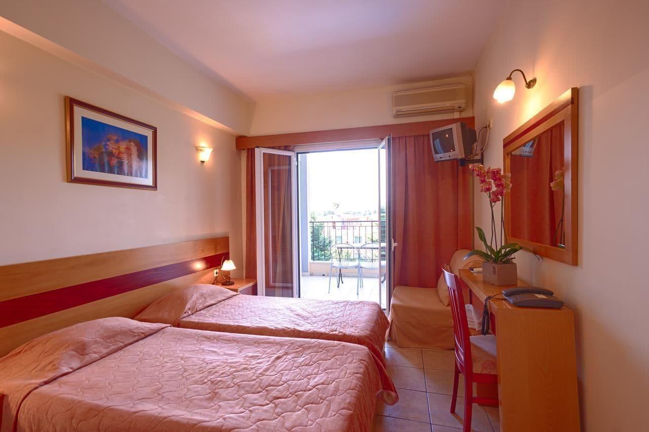 Hotel Corfu Hellinis 3*